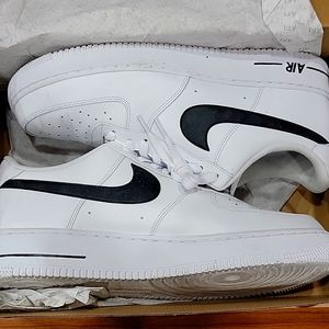 Nike Air Force 1 '07